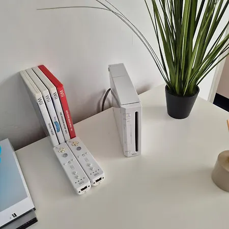 Grand Le Lagon Avec Ascenseur Lägenhet *